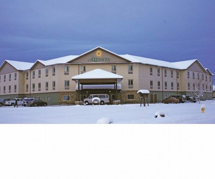 Готель La Quinta By Wyndham Fairbanks Airport Екстер'єр фото